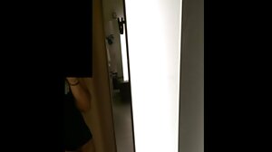Powrót cycatej mamuśki Allesandra darmowe filmy seks