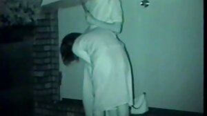 Obrzydliwy darmowy seks film stary porucznik, ale napalona młoda żona to lubi!?